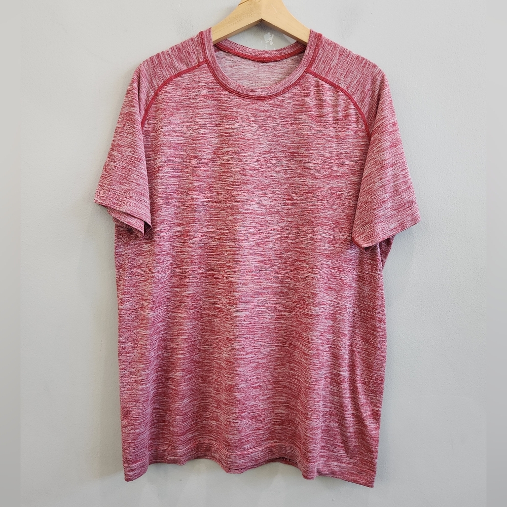 Lululemon Men's Metal Vent Tech Red Short Sleeve Performance Shirt Men's Large